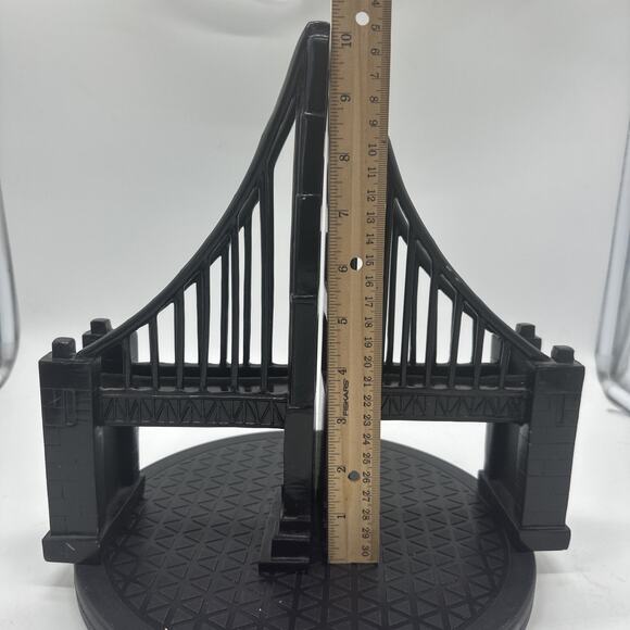 Golden Gate Bridge Hard Plastic Bookends - Picture 2 of 7